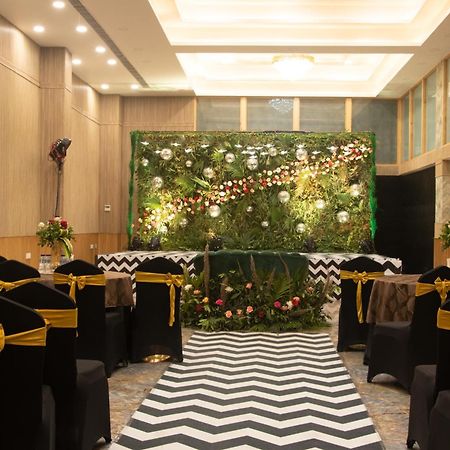 The Prominence Mussoorie Road Dehradun Hotel Екстериор снимка