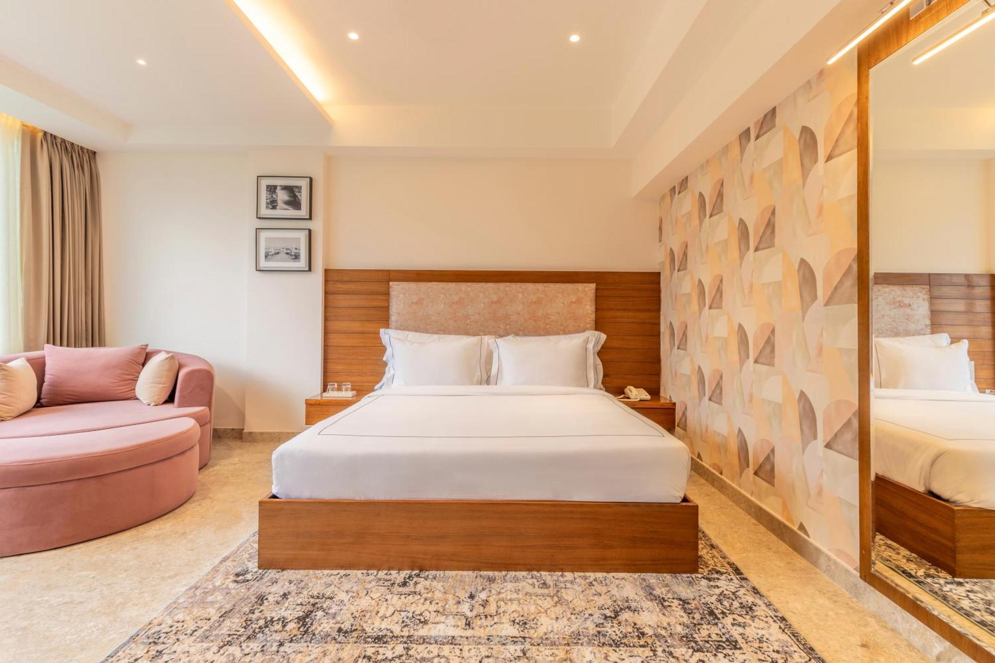 The Prominence Mussoorie Road Dehradun Hotel Екстериор снимка