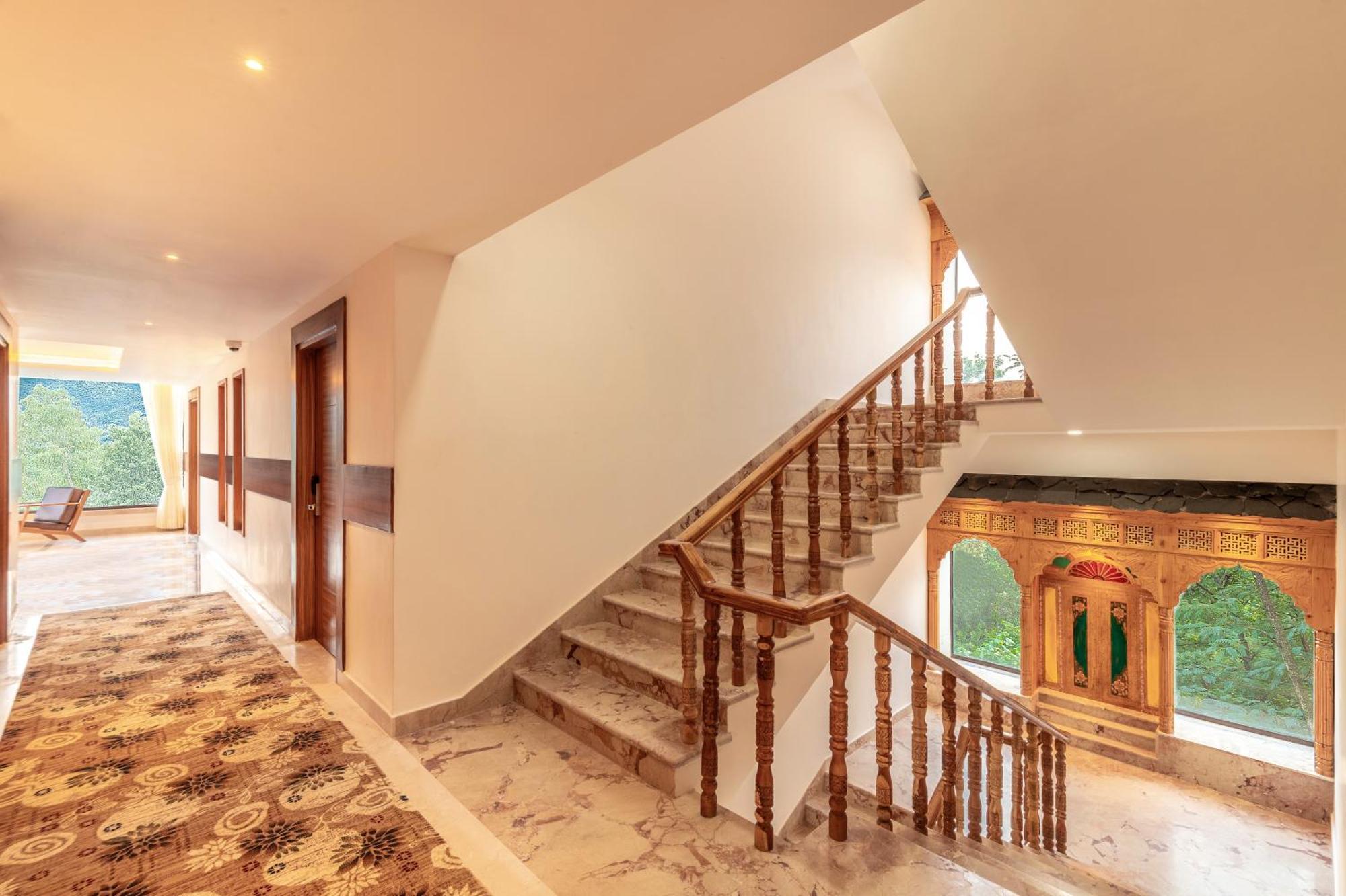 The Prominence Mussoorie Road Dehradun Hotel Екстериор снимка